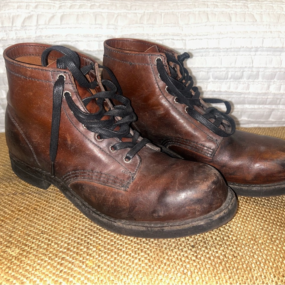 FRYE AND CO. Rich Brown Men's Lace-Up Boots